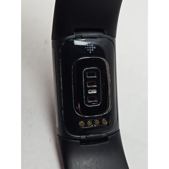 Fitbit Charge 5 Fitness Tracker GPS SpO2 Sleep Monitor Activity W/ Charger Watch - Picture 10 of 11